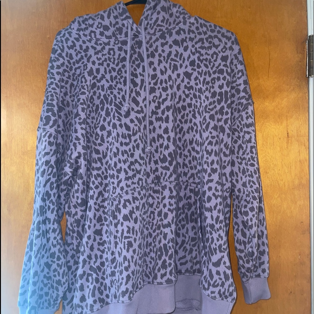 American Eagle hoodie. Size medium! Never worn